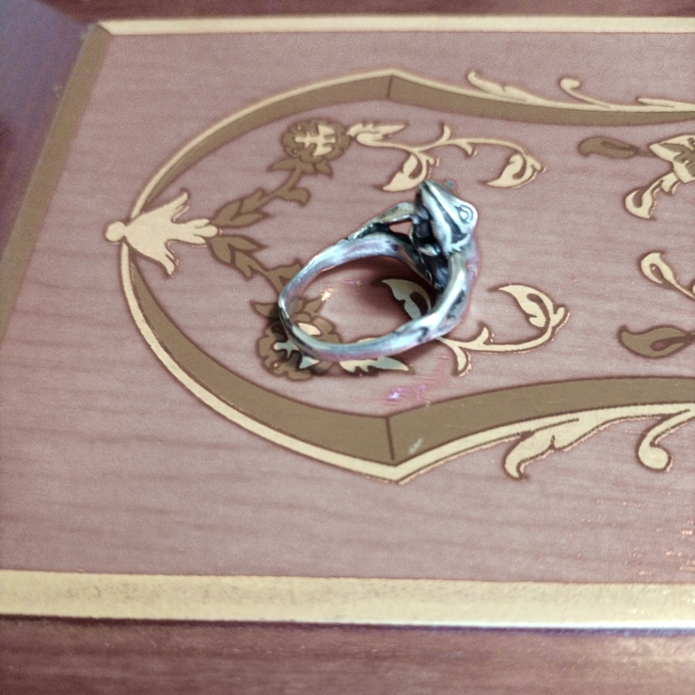 Antique sterling silver ring